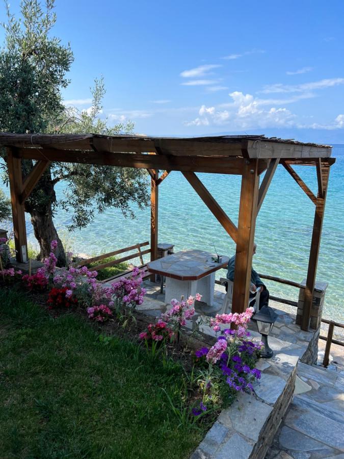 Villas Nies Seaside Appartments Sourpi 外观 照片