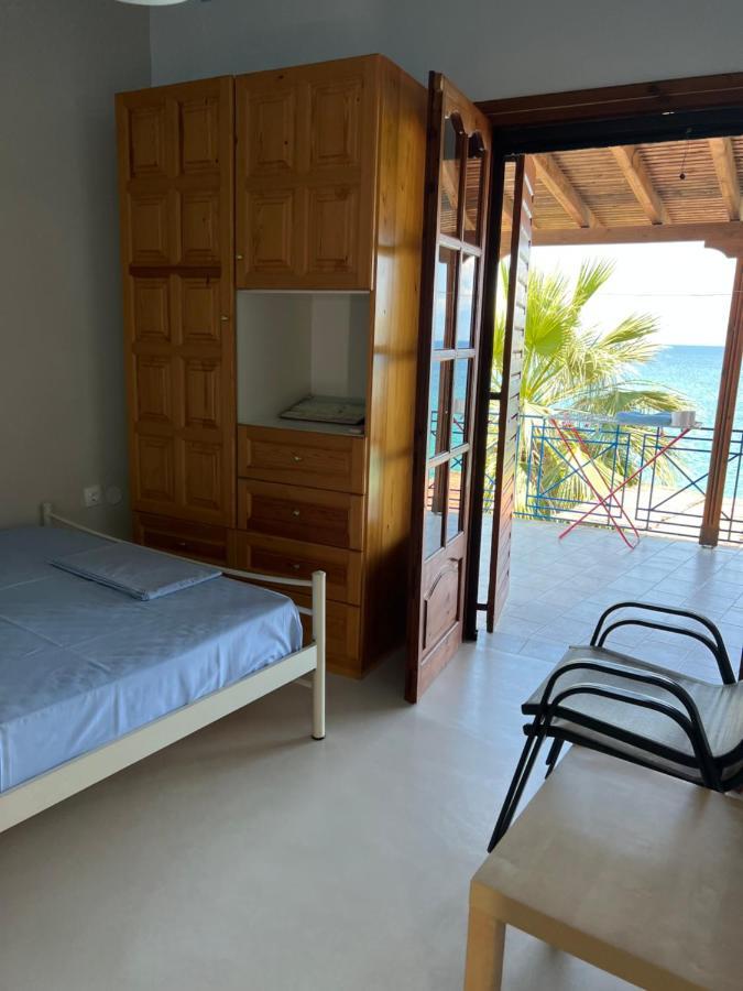 Villas Nies Seaside Appartments Sourpi 外观 照片