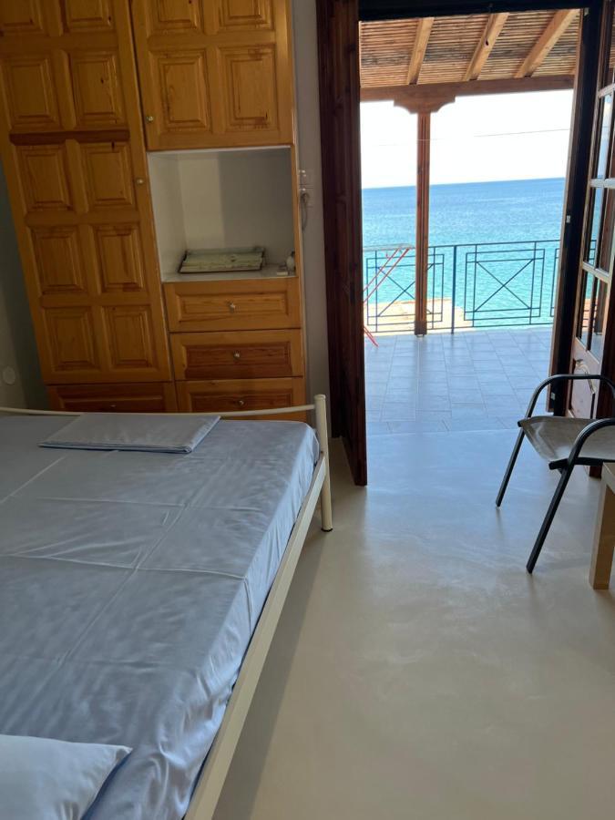 Villas Nies Seaside Appartments Sourpi 外观 照片