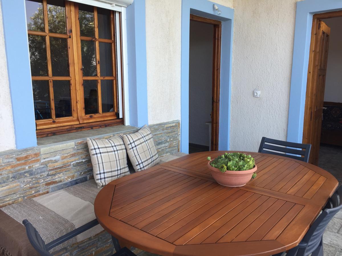Villas Nies Seaside Appartments Sourpi 外观 照片